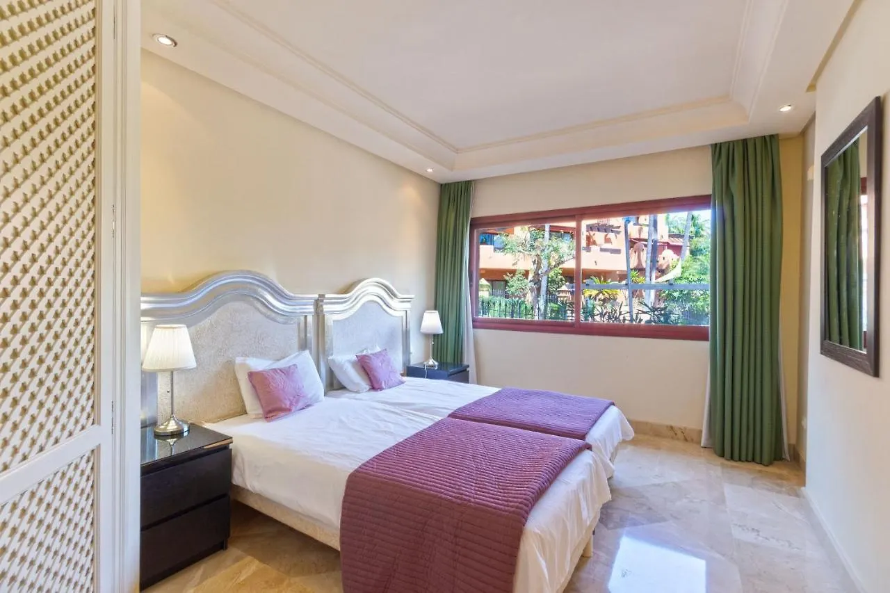 La Alzambra, Puerto Banus Apartment Marbella